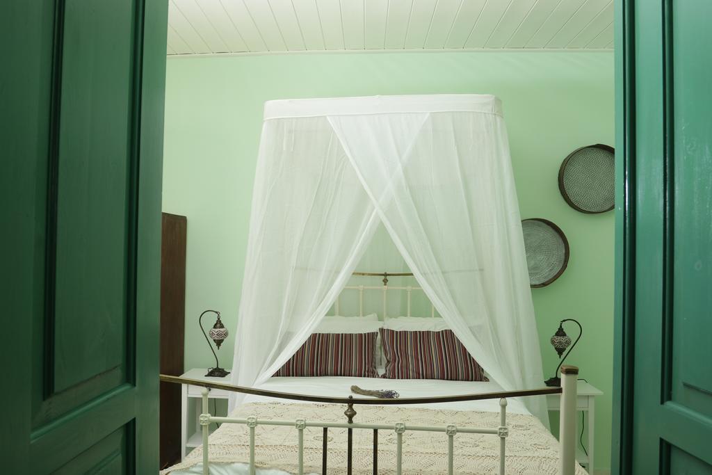 To Konatzi Tis Marikas Tzai Tou Yianni Guest House Kato Drys Exterior photo
